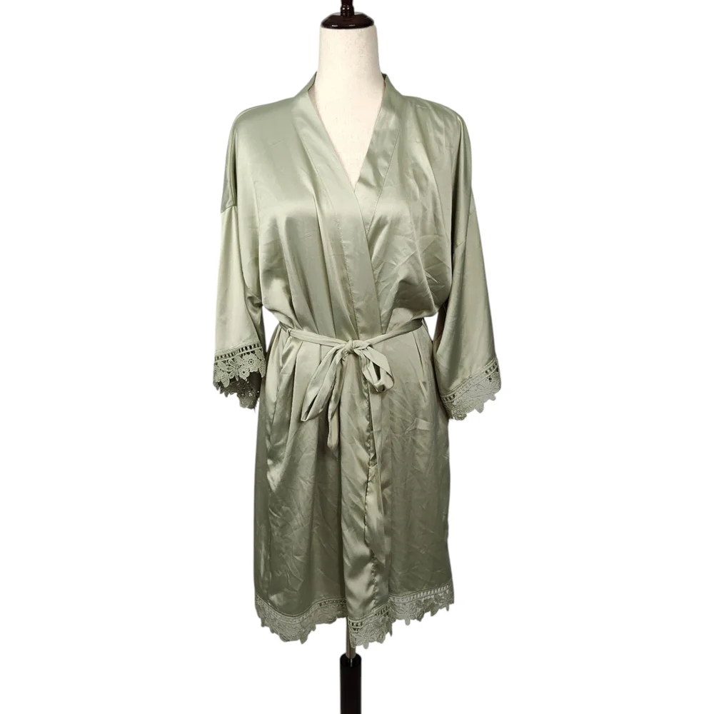 Dusty Sage Satin Lace Bridesmaid Robe Floral Wedding Getting Ready Robe